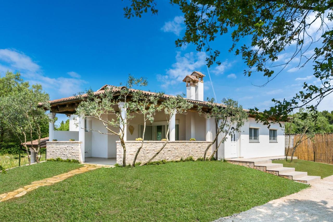 Niko Villa Medulin Exterior photo